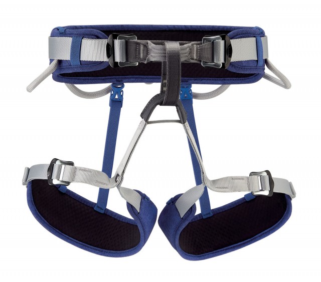 De Corax klimgordel van Petzl in het blauw.